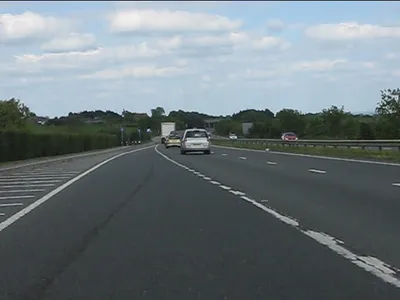 A40 - joining eastbound from Witney (B4022)