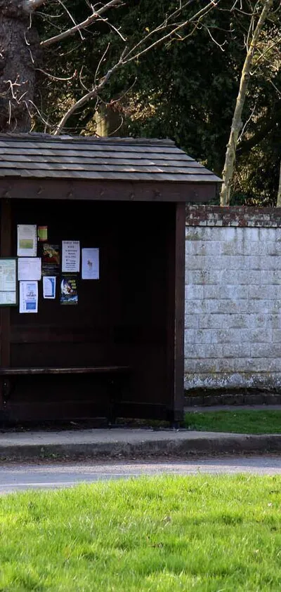 Bus shelter on The Green