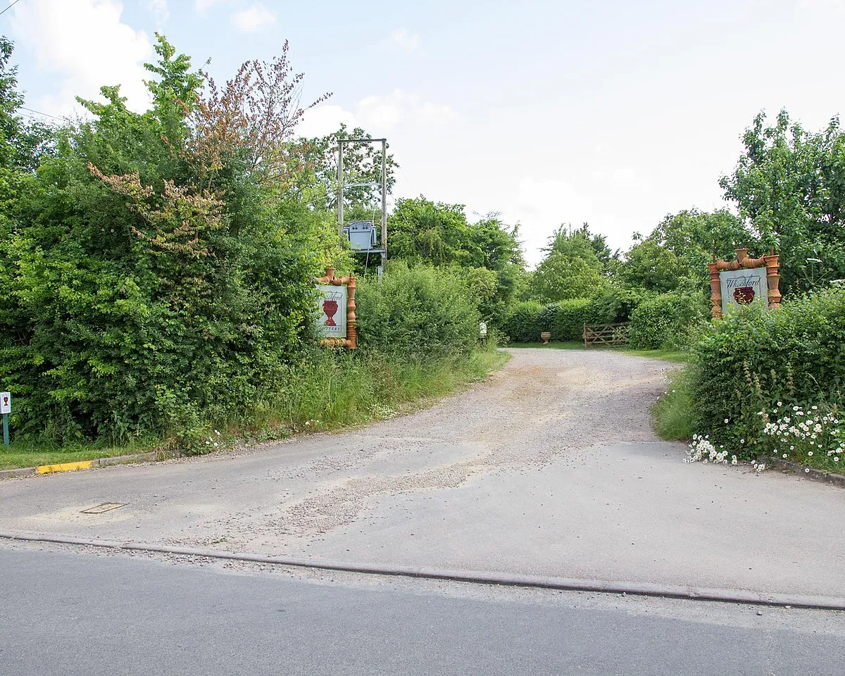 Entrance drive to Whichford Pottery