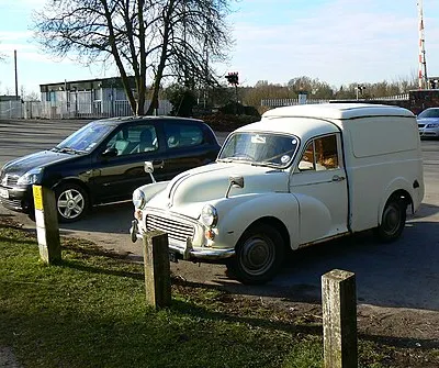 Car park rear of Kintbury Railway Station. The car park is associated with the Dundas Arms Hotel 1745413 behind the viewpoint rather than the station. The car park is for patrons only. Presumably the owner of this 1968/9 Morris Minor van is a regular there. It was here last June as noted by Graham Horn 1340771