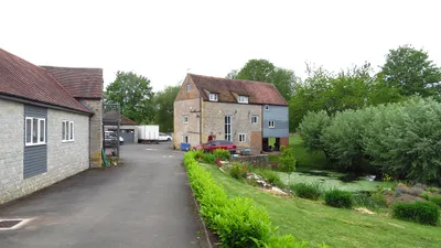 Corn Mill Bank, Hinton on the Green