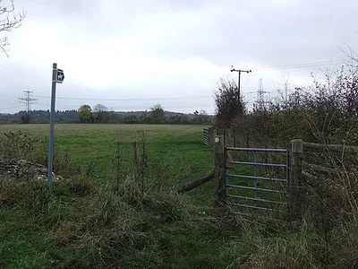 Bridleway to Lions Lodge