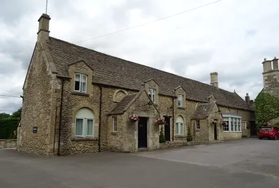 Accommodation, Colesbourne Inn
