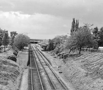 Brinkworth Station (remains).
View westward, towards the Severn Tunnel and South Wales; ex-GWR London - Swindon - South Wales direct Main line. The station had been recently closed, on 3/4/61.