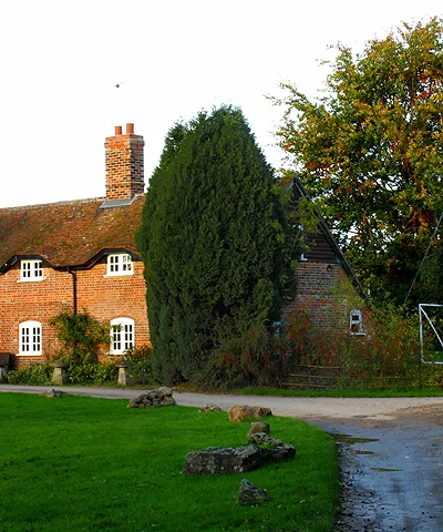 Byway and Elton Lane at Elton Farm. The byway splits at this point with the left turn being the Lambourn Valley Way and the right fork becomes Elton track. This is in the south eastern section of the square.