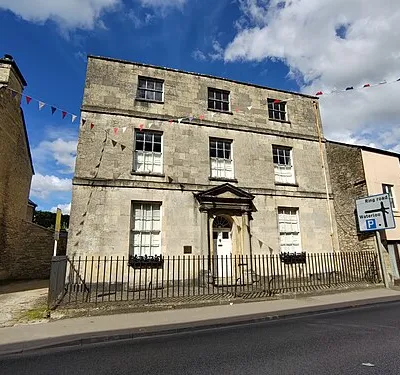 33, Dyer Street (building in Cirencester, Cotswold, Gloucestershire, UK)