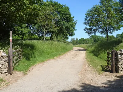 A walk around the Fosse Way [56]