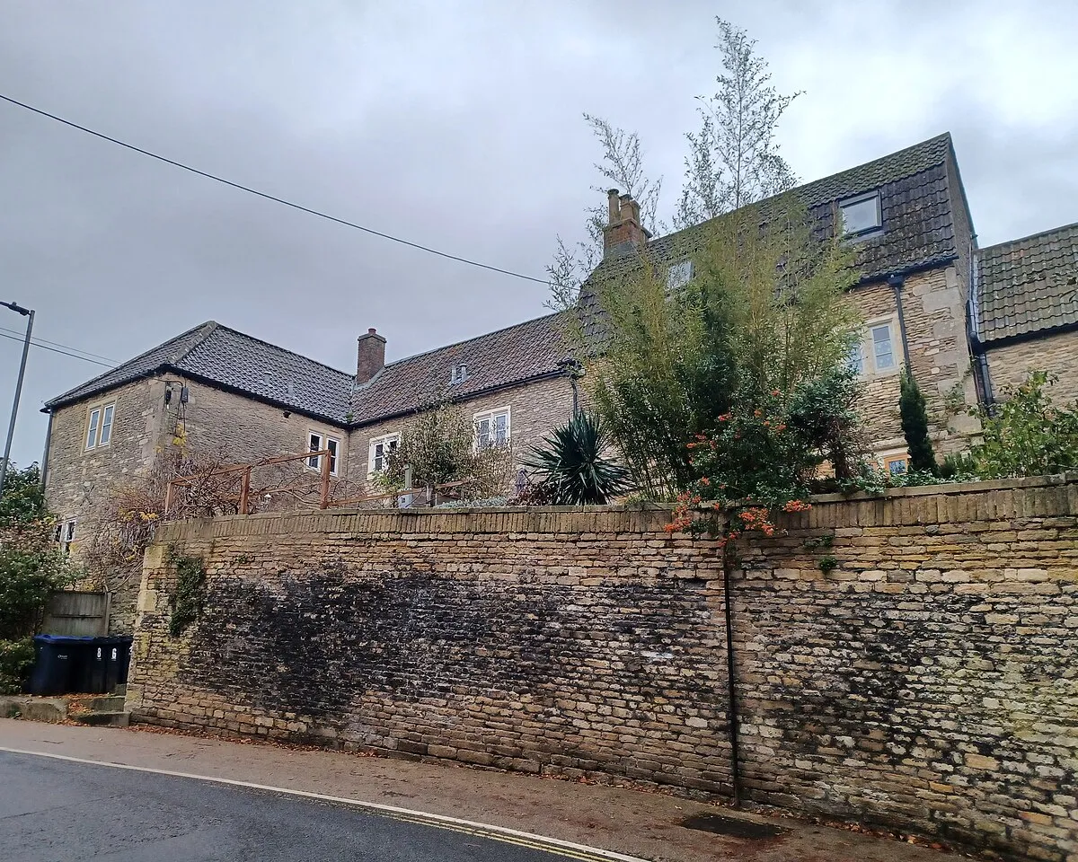 6 and 7 Monkton Hill, Chippenham, Wiltshire, England. Late 17th-early 18th century. Grade II listed.