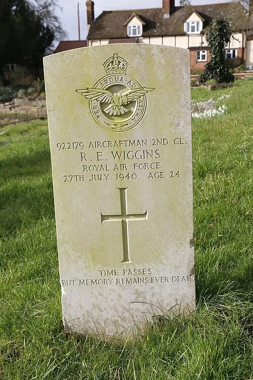 Aircraftman 2nd Class R.E.Wiggins