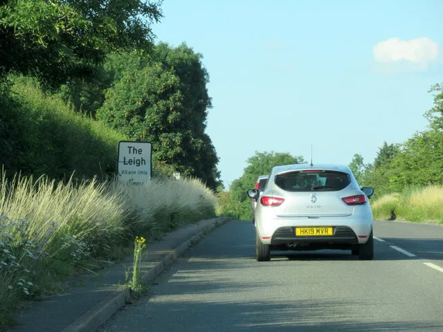 A38, The Leigh village sign