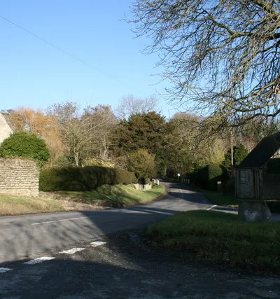 B4508 road in Shellingford, Oxfordshire (formerly Berkshire)