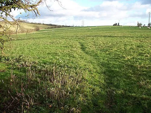 Across the fields From the paths crossroads, the footpath to Donnington heads across the open fields.