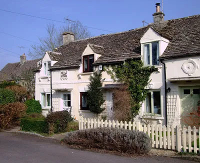 Cable Cottages, East End, Fairford