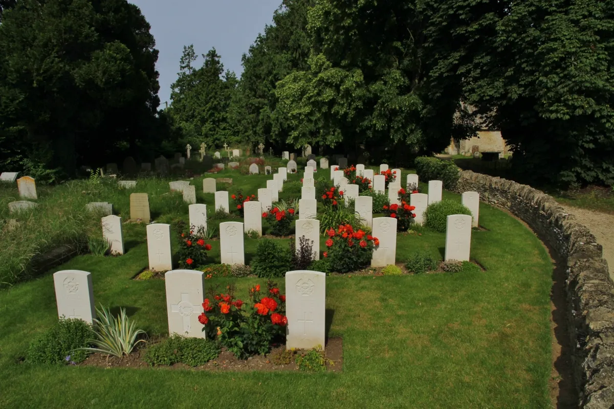 Commonwealth War Graves section in St Mary the Virgin's parish churchyard, Black Bourton, Oxfordshire