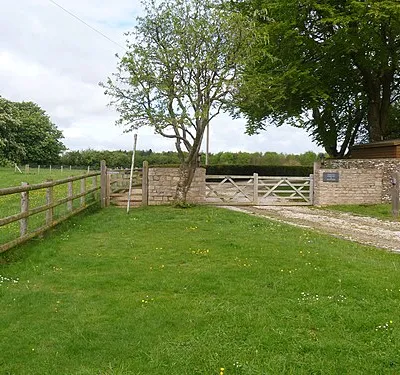 A circular walk around Bibury and Ablington [1]