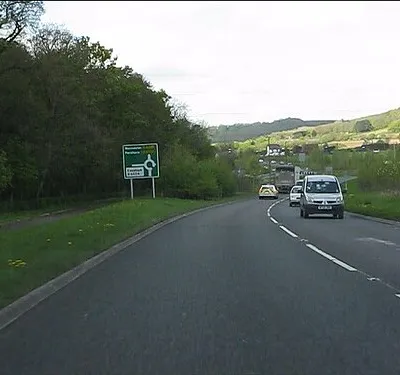 A44 near Abbey Manor