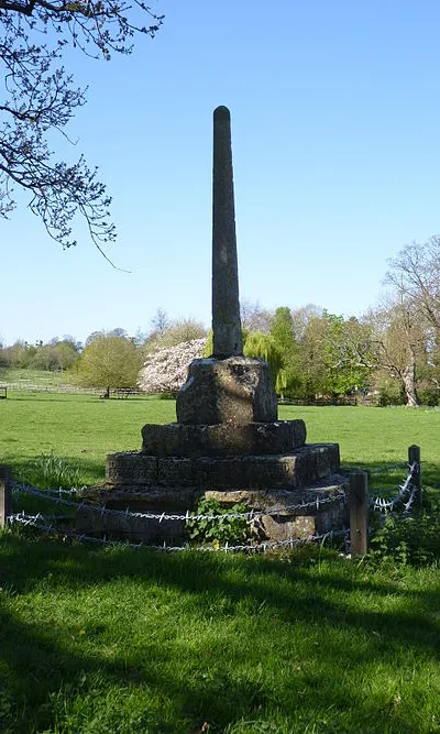 Cross outside churchyard