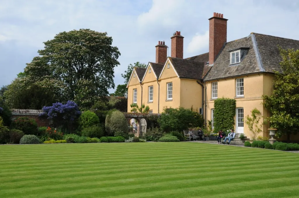 Forthampton Court