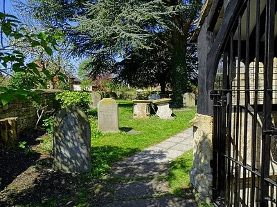 Churchyard, St Mary's Catholic Church, Cricklade