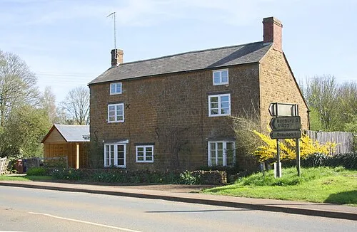 'Black Swan House', Stratford Road
