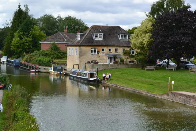 Hungerford Wharf