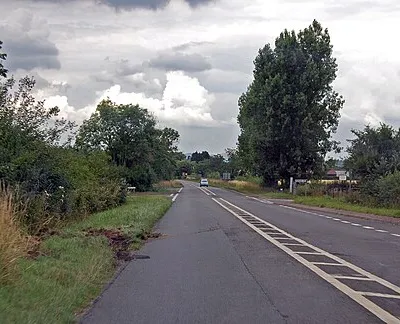 A417, Crossroads near Corse