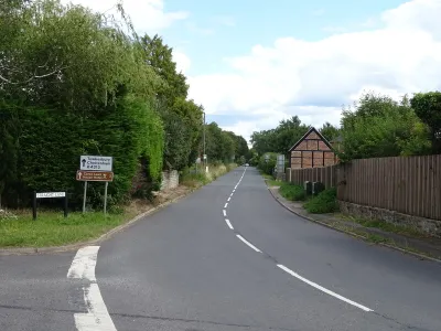 B4213, Staunton