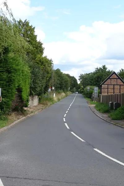 B4213, Staunton