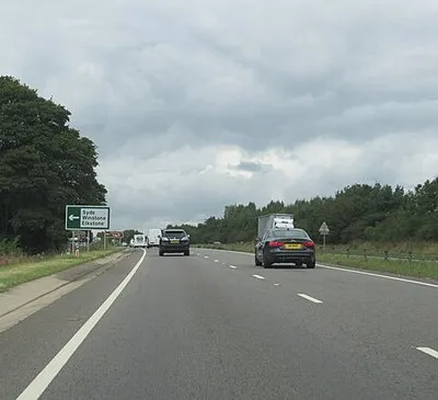 A417 northbound near The Highwayman Inn
