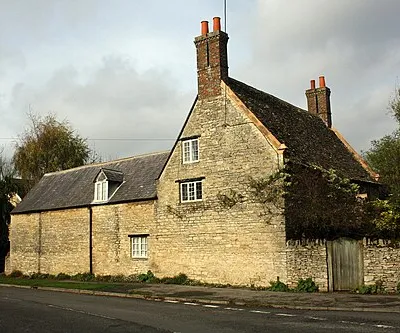 Jacksons Farmhouse, Cassington Road