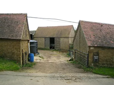 Barns at farmyard entrance, Underhill Farm, Winderton