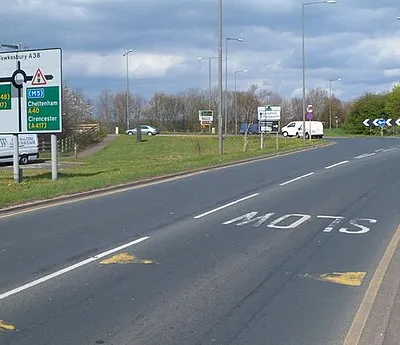 A38 approaches the A40 roundabout, Gloucester