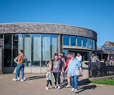 Broadwell : Cotswold Wildlife Park - Gift Shop