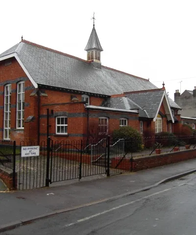 Charlton Kings Infants School The school was first built in 1872. There is a much larger modern extension behind this building. Senior and Junior schools moved elsewhere in the village around the late 1950s.