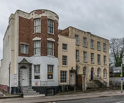 18 - 22 London Road