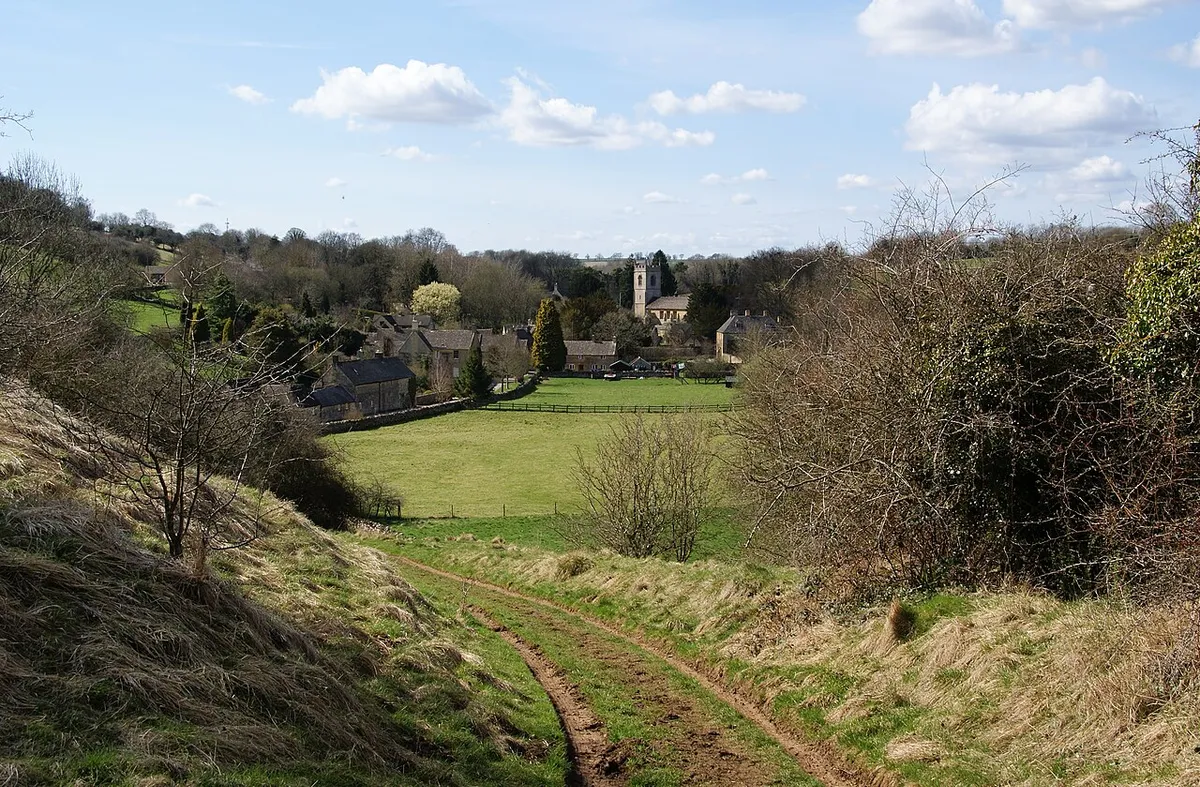 Approaching Naunton