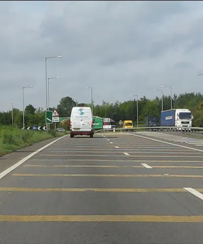 A417 - dual carriageway ends ahead
