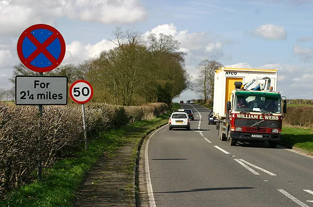 A44 at Kiddington The busy A44 at Kiddington.