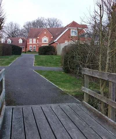 Footpath to Spring Gardens from Wash Water