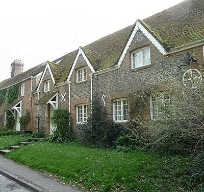Little Bedwyn - High Street This row of cottages line the High Street.