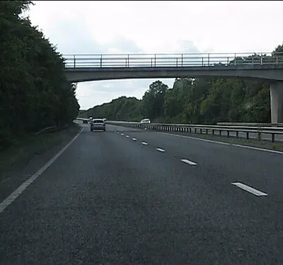 A40 - Charity Farm footbridge