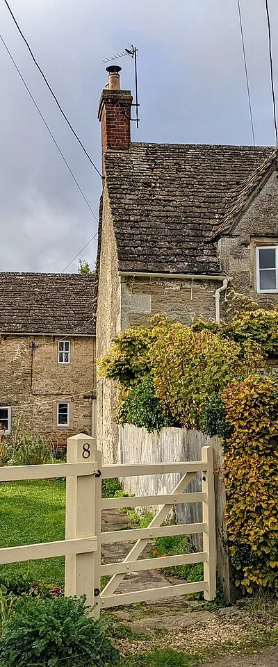 8 And 9 (Corsham, Wiltshire, SN13)