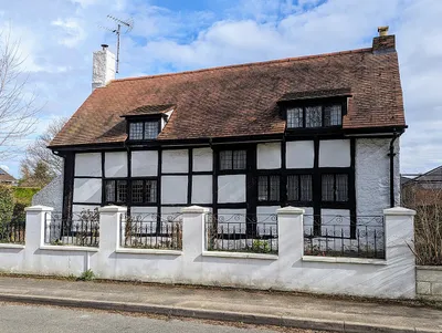14, Vicarage Lane (building in Brockworth, Tewkesbury, Gloucestershire, UK)