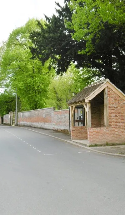 Chieveley, bus shelter