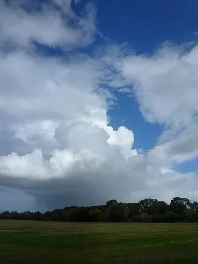 Big sky over the Long Reach