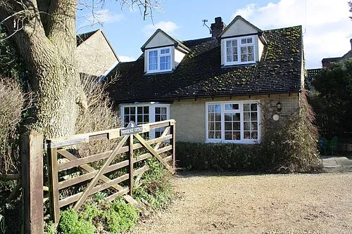 'Providence Cottage', New Yatt Road