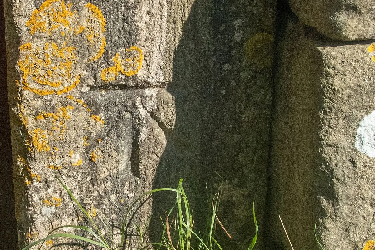 A fine cut benchmark