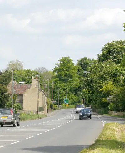 A4 eastbound near Corsham Bath and Box have been left behind, Pickwick and Chippenham are yet to come.
The road leaving on the right is the B3109 bound for Rudloe and Bradford on Avon.
