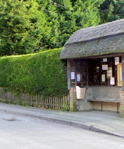 Bus shelter, Chilton Foliat