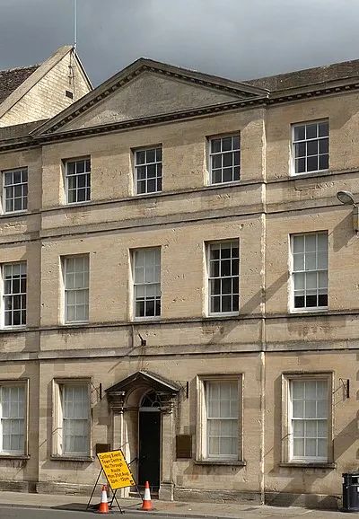 3 Dyer Street, Cirencester